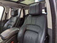 Land Rover Range Rover 4.4 Range Rover Vogue SE SDV8 Auto 4WD 5dr 57
