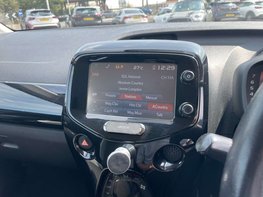 Toyota Aygo 1.0 Aygo X-Clusiv VVT-I 3dr 22