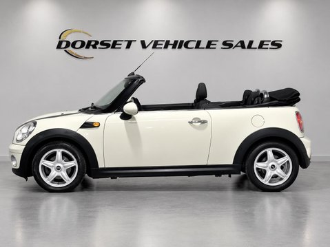 Mini Convertible 1.6 Cooper Euro 5 2dr 13