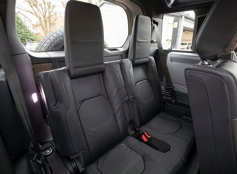 Land Rover Defender 110 X P400 15