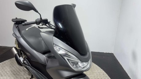Honda PCX 2015 WW ONLY 7K ARROW EXHAUST NEW MOT VERY CLEAN 125CC SCOOTER 32