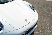 Porsche 911 TARGA 4 PDK. WARRANTY. CRUISE CONTROL. HEATED SEATS. HEATED WHEEL. 4