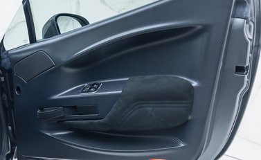 Aston Martin Vantage GT8 24