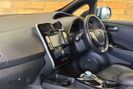 Nissan LEAF 30kWh Tekna Hatchback 5dr Electric Auto (109 bhp) 49