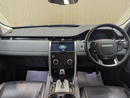 Land Rover Discovery Sport 2.0 Discovery Sport SE D Auto 4WD 5dr 53