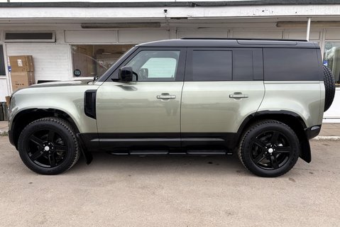 Land Rover Defender 110 D250 Hard Top SE MHEV - No VAT 7