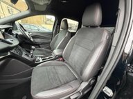 Ford Kuga ST-LINE 16