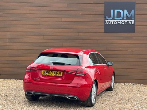 Mercedes-Benz A Class 1.3 A 200 Sport Executive Auto 5dr 4