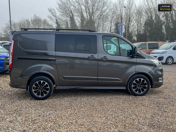 Ford Transit Custom Crew Cab AUTO SWB L1H1 Sport 320 Air Con SELECT 44