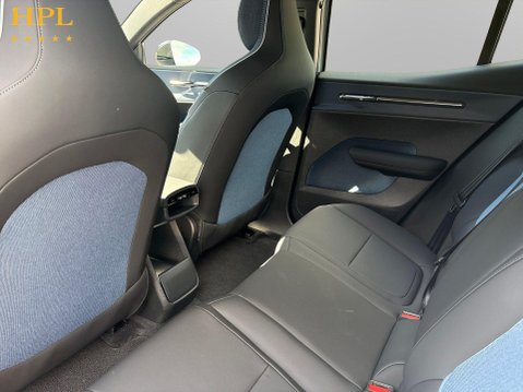 Volvo Ex30 Single Motor Extended Range 69kWh Plus SUV 5dr Electric Auto (272 ps) 19