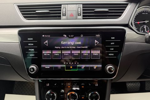 Skoda Superb SE L TDI DSG - FULL SKODA SERVICE HISTORY - 8 SERVICES 50