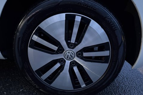 Volkswagen e-Golf E-GOLF - 12 MONTHS MOT -APPLE CAR PLAY  58