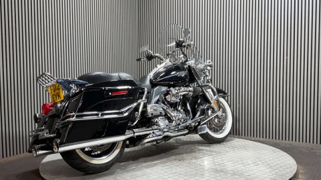 Harley-Davidson Touring 1690 FLHRC ROADKING CLASSIC 2012, MANY EXTRAS, LONG MOT 6