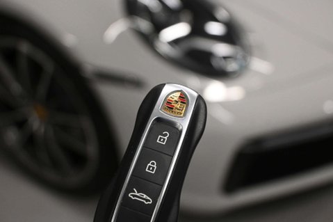 Porsche 911 3.0 911 Targa 4 Auto 4WD 2dr 30