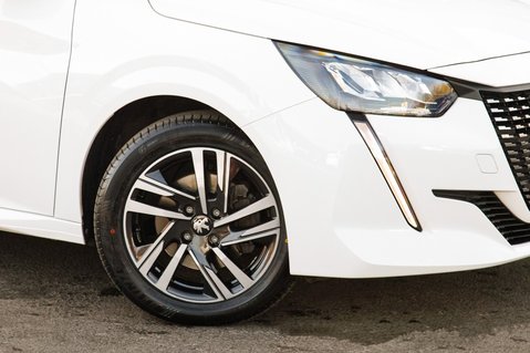 Peugeot 208 PURETECH ACTIVE PREMIUM PLUS S/S 11