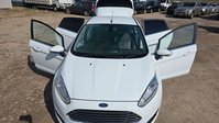 Ford Fiesta 1.0T EcoBoost Titanium X Hatchback 5dr Petrol Powershift Euro 6 (100 ps) 42