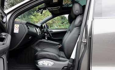 Porsche Macan S Diesel 8