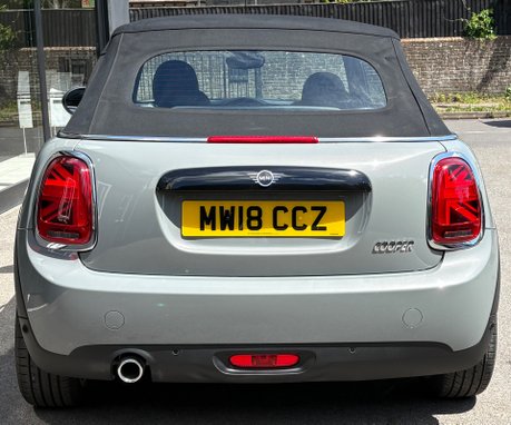 Mini Convertible Cooper 1.5 Petrol Manual Chili + PARKING ASSISTANT + VISIBILITY PACK 9