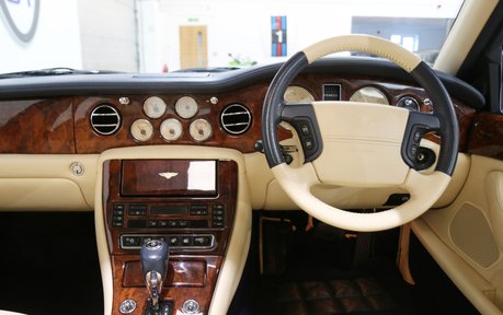 Bentley Arnage Red Label - 1 Owner - Full Bentley Service History 39