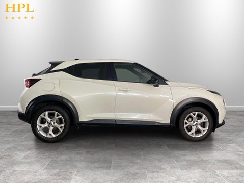 Nissan Juke 1.0 DIG-T N-Connecta SUV 5dr Petrol Manual Euro 6 (s/s) (117 ps) Alloys - A 8