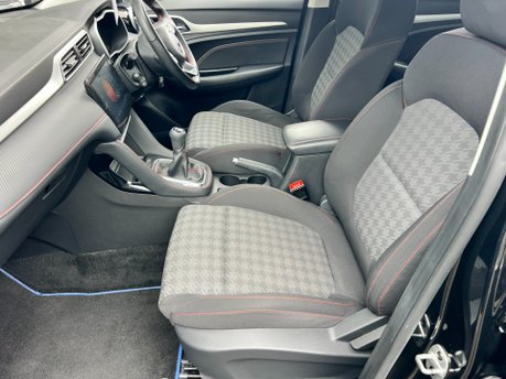 MG ZS 1.5 EXCITE VTI-TECH 5 Dr 21