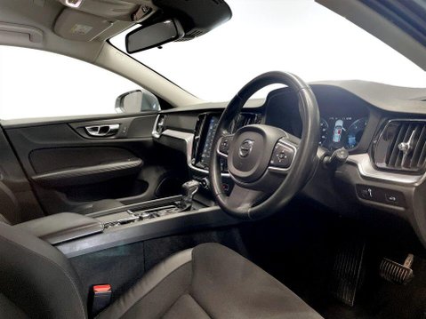 Volvo V60 2.0 D3 Momentum Plus Estate 5dr Diesel Auto Euro 6 (s/s) (150 ps) Start Sto 12