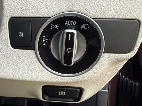 Mercedes-Benz GLA 2.1 GLA220d Sport (Premium Plus) 7G-DCT 4MATIC Euro 6 (s/s) 5dr 23