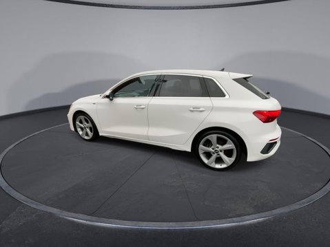 Audi A3 1.5 TFSI 35 S line Sportback 5dr Petrol S Tronic Euro 6 (s/s) (150 ps) 2 Ow 37