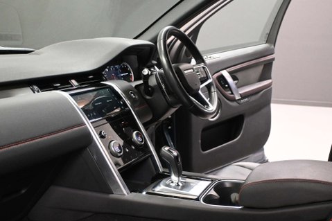 Land Rover Discovery Sport 1.5 Discovery Sport R-Dynamic SE PHEV Auto 4WD 5dr 9
