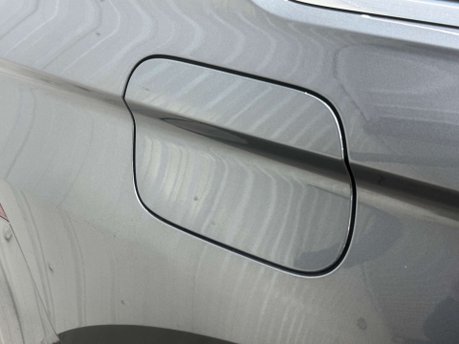 Volkswagen Tiguan 2.0 Tiguan SEL TDI 4Motion Semi-Auto 4WD 5dr 34