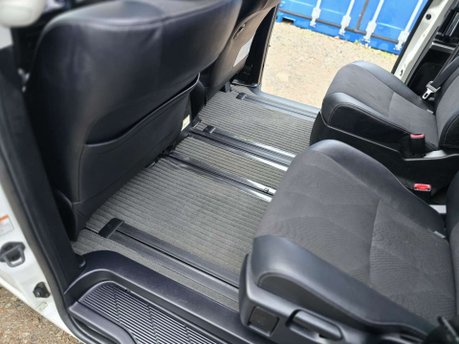 Toyota Estima Auto+Petrol+LowMiles+7Seats 40