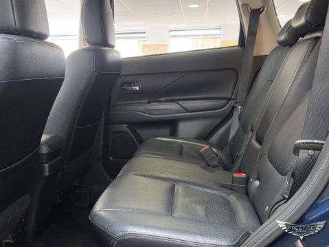 Mitsubishi Outlander 2.2 DI-D 4 Auto 4WD Euro 6 5dr 78