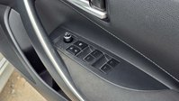 Toyota Corolla 1.8 VVT-h Icon Tech Hatchback 5dr Petrol Hybrid CVT Euro 6 (s/s) (122 ps) 34