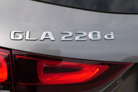 Mercedes-Benz GLA 2.0 GLA 220 AMG Line Premium+ D 4Matic Auto 4WD 5dr 20