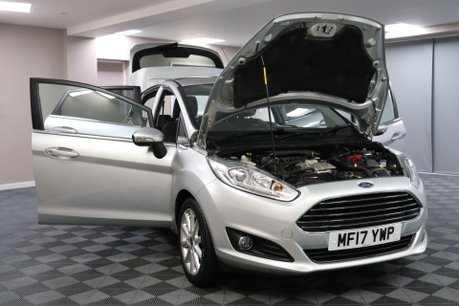 Ford Fiesta TITANIUM 15