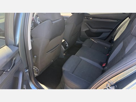 Skoda Octavia SE TECHNOLOGY TSI 6