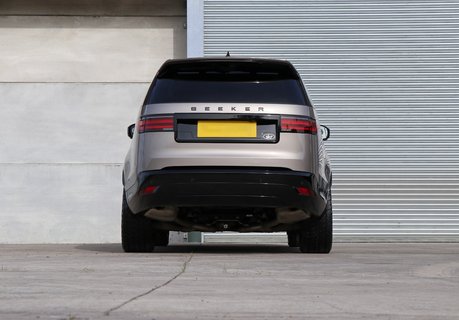 Land Rover Discovery 5