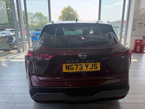 Nissan Qashqai 1.3 DIG-T MHEV Tekna XTRON Euro 6 (s/s) 5dr 9