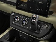 Land Rover Defender 3.0 D250 MHEV X-Dynamic HSE SUV 3dr Diesel Auto 4WD Euro 6 (s/s) (250 ps) 11