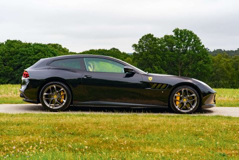 Ferrari GTC4 Lusso T 3