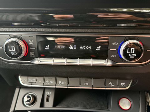 Audi Q5 3.0 SQ5 TFSI Quattro Auto 4WD 5dr 49