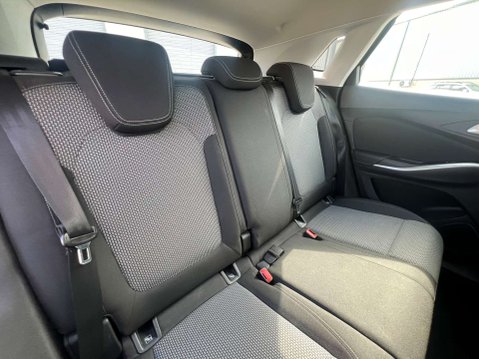 Vauxhall Grandland X 1.2 Grandland X SE T S/S 5dr *NATIONAL DELIVERY* 50