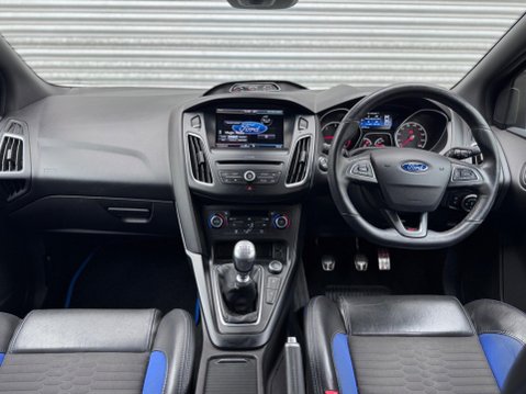 Ford Focus 2.0 TDCi ST-2 Hatchback 5dr Diesel Manual Euro 6 (s/s) (185 ps) 35