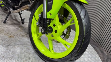 Benelli BN 2025 ONLY 4K IDEAL COMMUTER / LEARNER BIKE 125CC NAKED 14