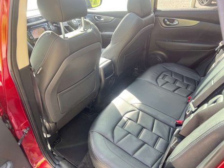 Nissan Qashqai 1.3 Qashqai N-Motion DiG-T 5dr 38