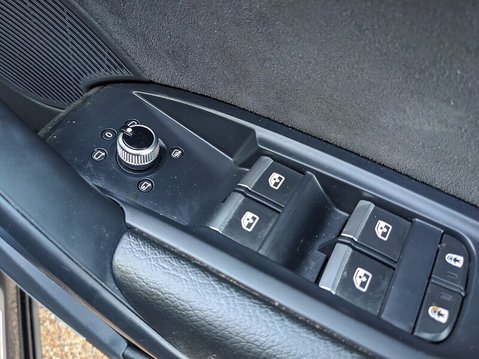 Audi Q5 TDI QUATTRO S LINE 23