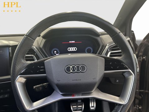 Audi Q4 40 S line SUV 5dr Electric Auto 82kWh (204 ps) Air Con - Alloy Wheels - Blu 13