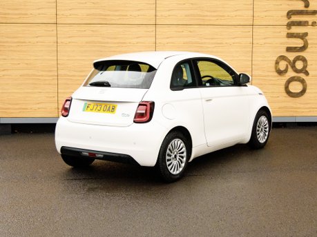 Fiat 500e ACTION