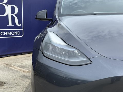 Tesla Model Y (Dual Motor) Long Range SUV 5dr Electric Auto 4WDE (384 bhp) 12