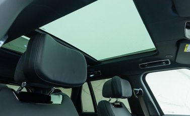 Land Rover Range Rover P530 SV 16